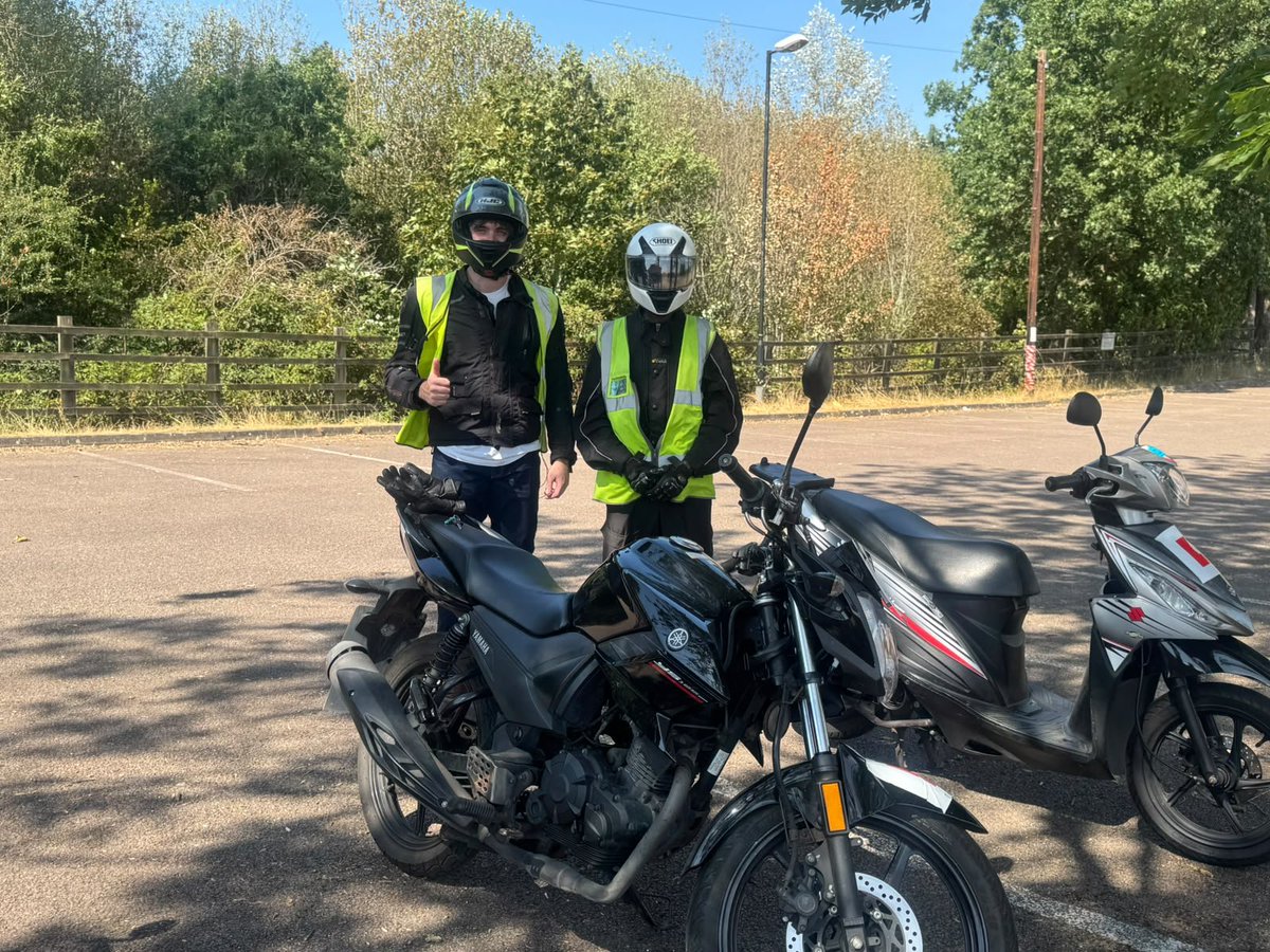 ApexMCT's tweet photo. John and Ibrahim with a very warm CBT today plus Emily and Dennis out on their first DAS day https://t.co/11DUuLfDWo