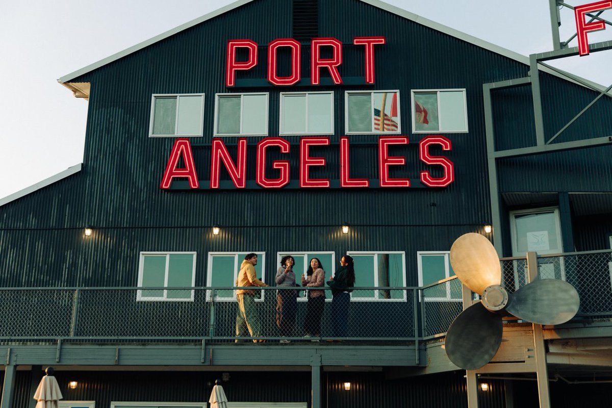 StateWaTourism's tweet photo. Looking for things to do in Port Angeles? With plenty to explore in town and nearby Olympic National Park, use this guide to help plan your visit: https://t.co/8QtbO8mKYP

Find ways to fill your days with: 
✔️Outdoor adventures
✔️Art &amp; culture
✔️Shopping
✔️Great food
✔️And more https://t.co/iP1WGvp0MV