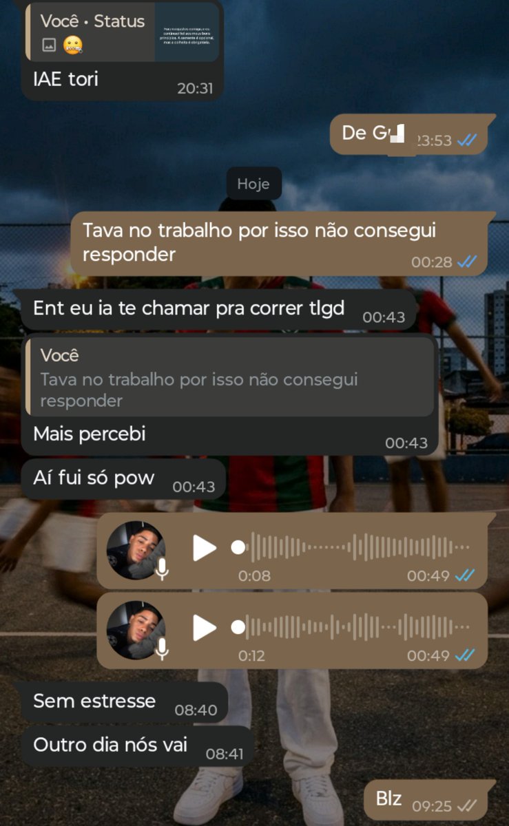 STiinho's tweet photo. @r4ym150n Quando num é fumar e treinar kkkk https://t.co/B1PTUFlISu