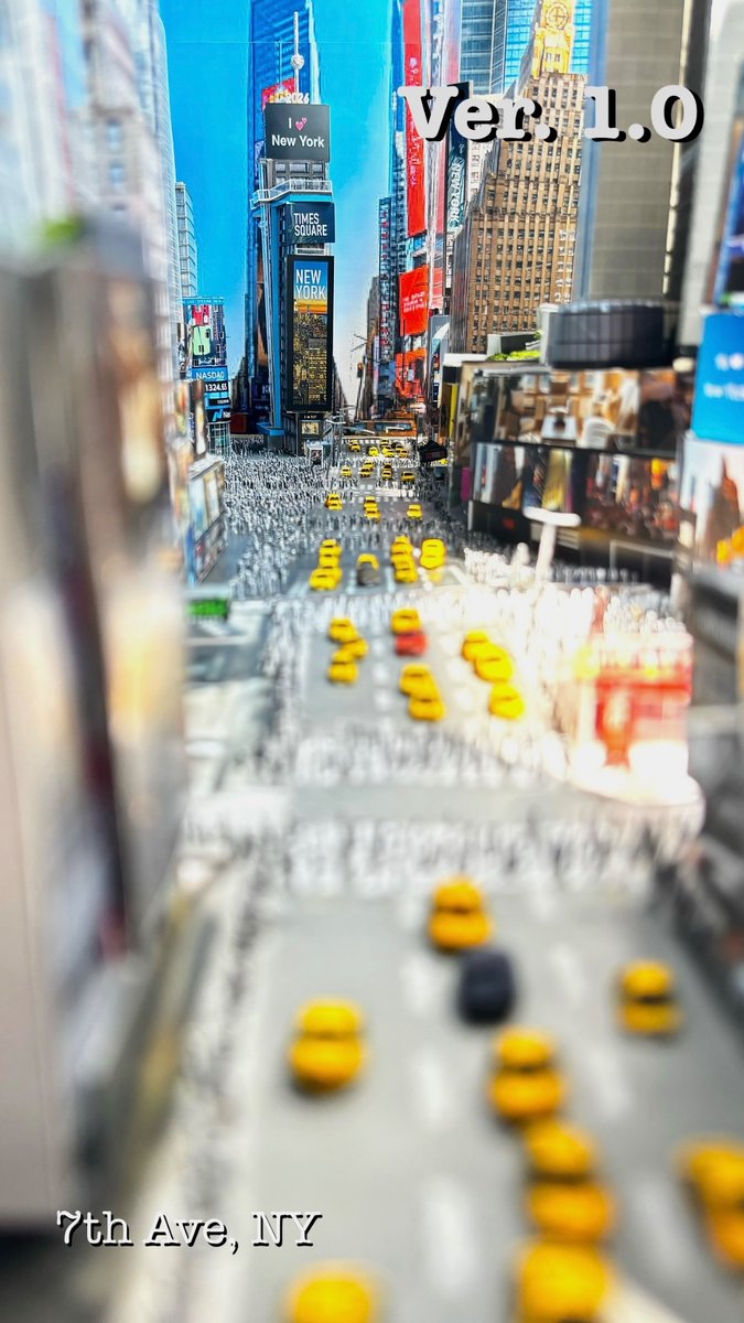 nydiorama's tweet photo. 昨日の凄い☔️で身体が濡れて今朝はちょっと風邪気味…🤧

🇺🇸🗽NY 7th Aveに続く次作を考えてきてやっと3つの候補に絞れてきたけどここから1つに絞れるかな…🫠
やっぱりNYは魅力がありすぎる

それと勉強目的である事も忘れず…

#ジオラマ
#ニューヨーク
#タイムズスクエア

https://t.co/YnpZ6TCi1V https://t.co/2GVZYwpJDr