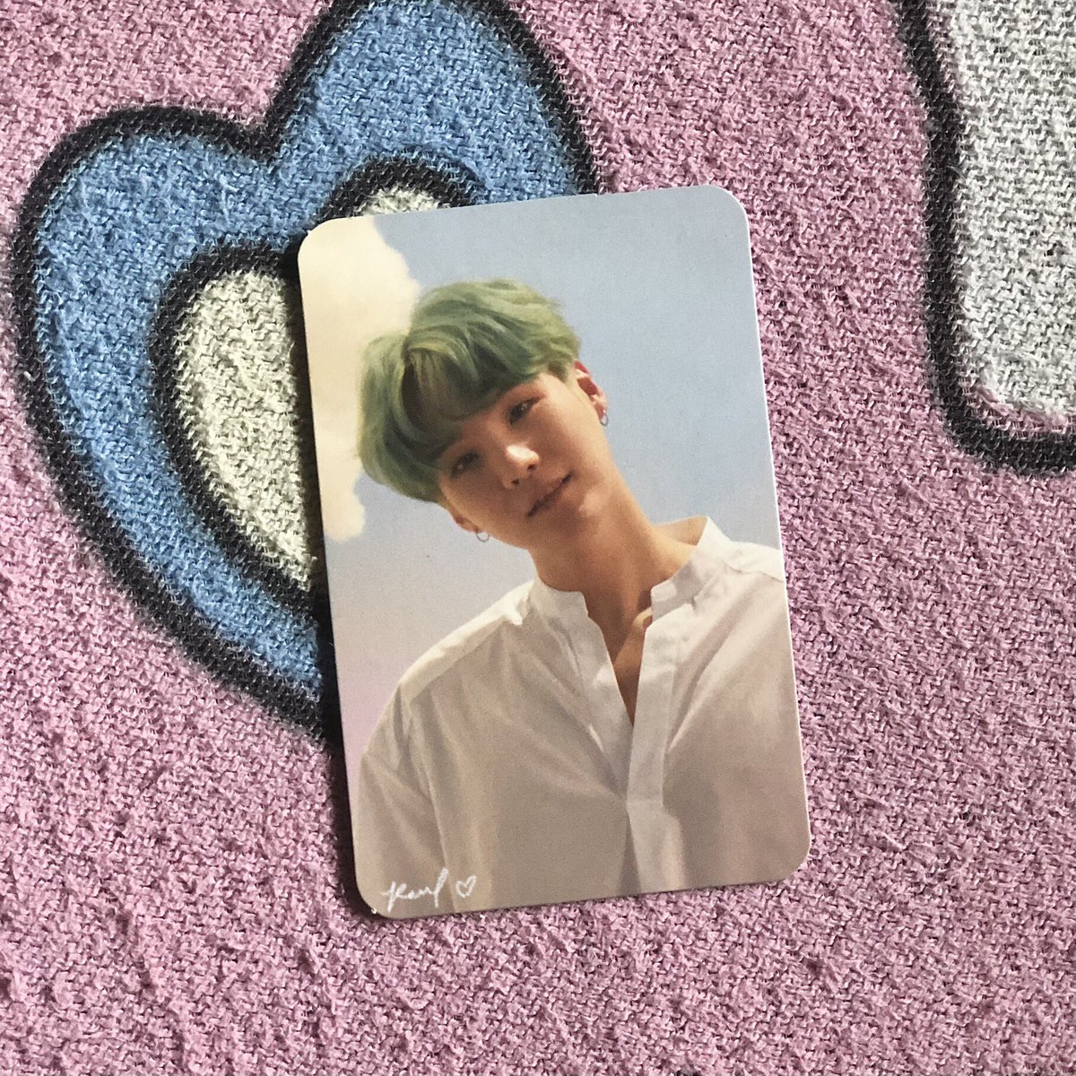 berribleus's tweet photo. wts lfb ph bts

yoongi pocas  ♥︎
— ₱750 set, both on hand
payo or long dop w 30% dp 

*her o is new manuf (third 
press) &amp; has a matte finish ~

🔖 want to sell min yg suga love yourself ly her o ulap mint version ver arirang pre order benefit album photocard pc sale https://t.co/3krFH0auwY