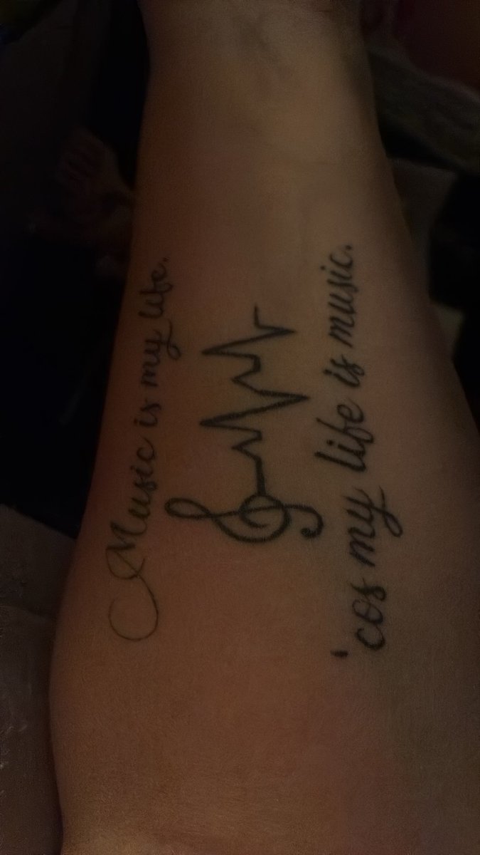 joisje's tweet photo. @itsfiveofficial One of the best songs you ever made. A tribute to my favorite guys, forever on my arm ❤️‍🔥 https://t.co/unUea4GTkw