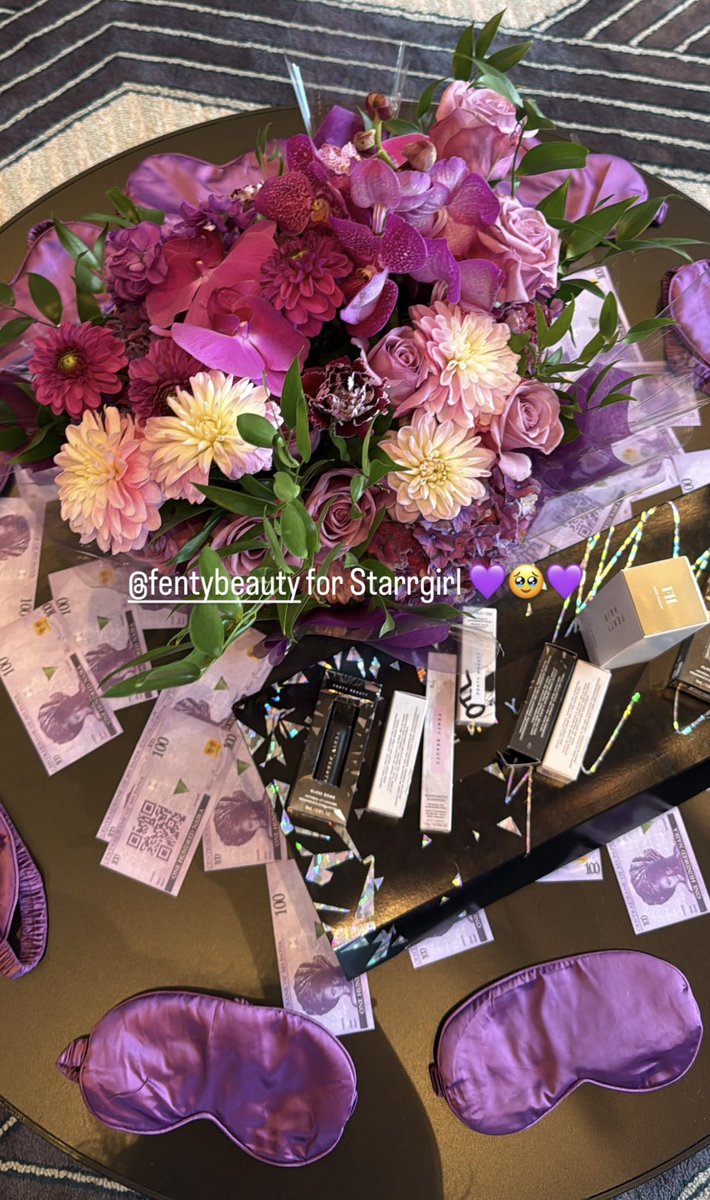 AlbumTalksHQ's tweet photo. 🚨Rihanna’s FENTY BEAUTY sends Ayra Starr a congratulatory package for “Starrgirl”. 💜🫂 https://t.co/eK7l1fgQct