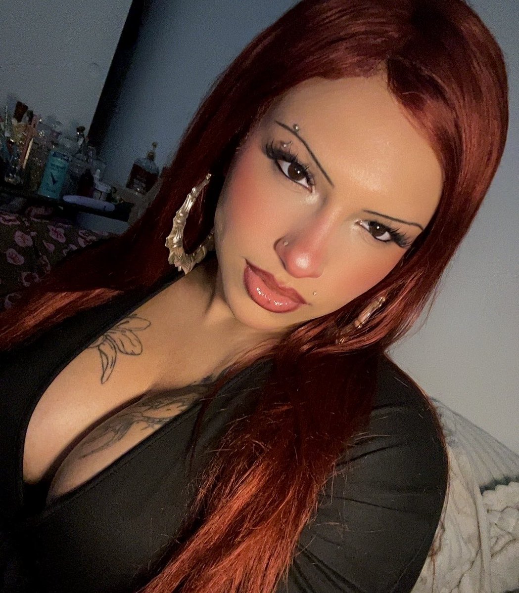 princesscharmyy's tweet photo. #doll #trans #princess https://t.co/dBDreuOI7z