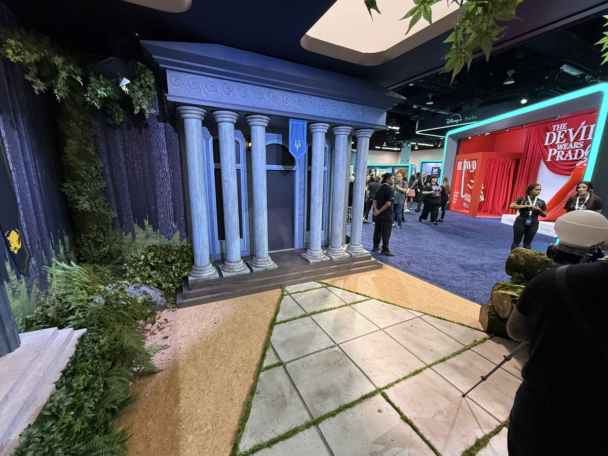 oraculosemideus's tweet photo. TÁ CHEGANDO!

Exposição de "Percy Jackson e os Olimpianos" na D23

Teremos um painel no evento no sábado

(via ScottGustin) https://t.co/k6VBKkpmGp
