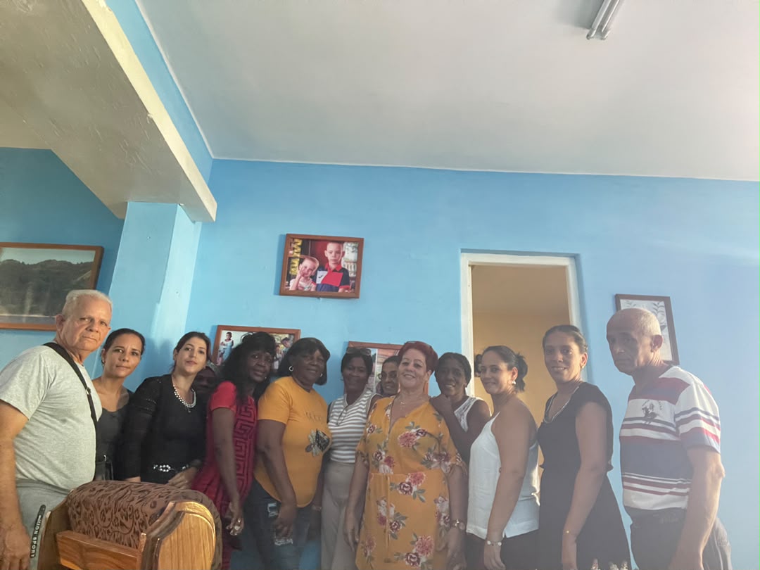 ConsejoPinar's tweet photo. El #ConsejoElectoralProvincial de #PinarDelRío como parte de las actividades por el
🇨🇺 Centenario del natalicio de #FidelCastro 
🎁 Entregó en la Casa de Niños sin amparo familiar donativos para estos pequeños. https://t.co/why2YVbe01