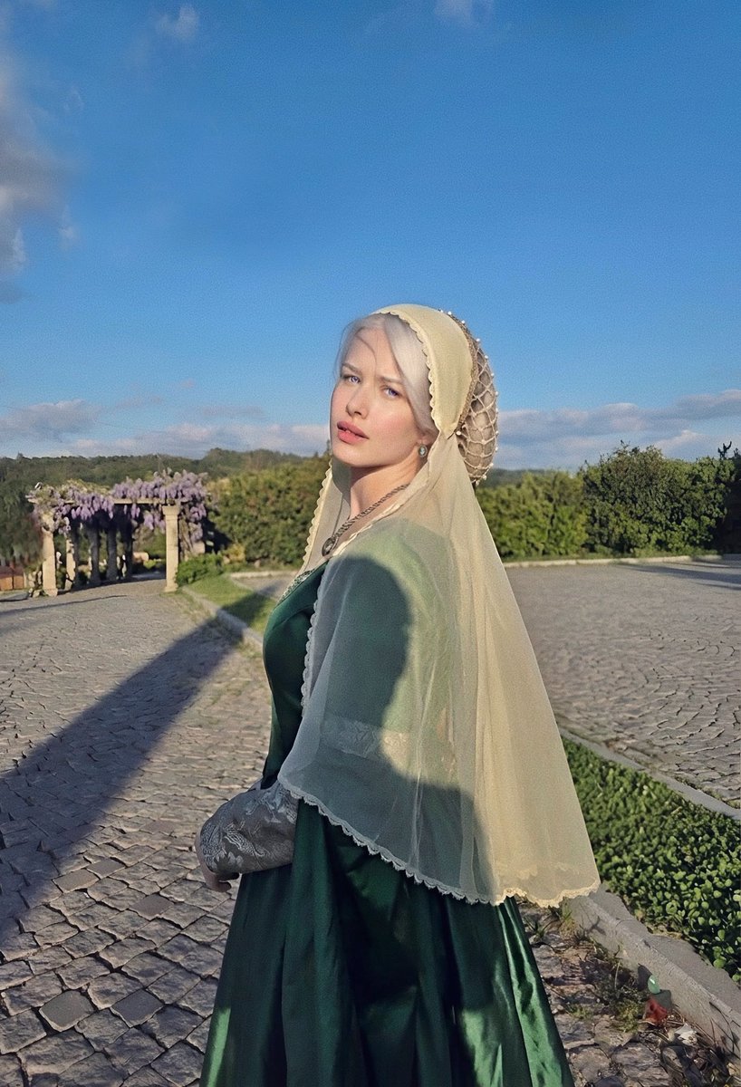vaelyraa's tweet photo. Jaehaera Targaryen 🐉💚

𝘐𝘧 𝘴𝘩𝘦 𝘩𝘢𝘥 𝘭𝘪𝘷𝘦𝘥… https://t.co/soSOri6CvR