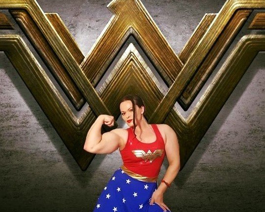 MattiIce5's tweet photo. Happy Thick Arm Thursday with Tara Scotti, Christine Lanois, Lena Johannesen &amp; Julieta Fit! https://t.co/KfY3JLEbkc