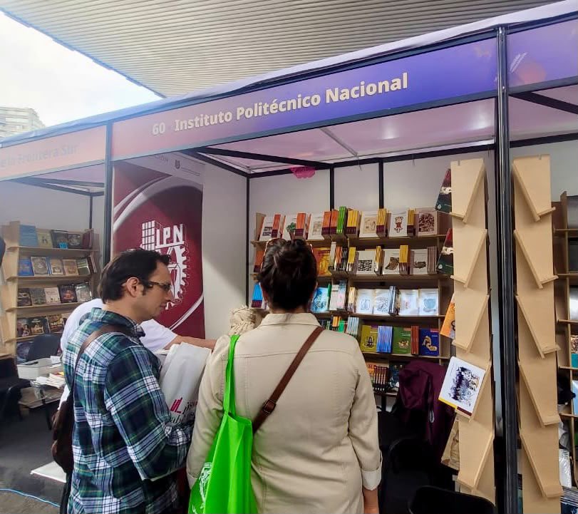 IPNlibros's tweet photo. #QueNoSeTePase 
Con el tópico “La inclusión en la preservación del patrimonio cultural”, el @IPN_MX se une a esta reflexión a través de los títulos que componen el Fondo Editorial Politécnico.

🗓️ Del 13 al 23 de agosto
🕧 9:00 a 18:00
📍 Museo Nacional de Antropología e Historia https://t.co/lV3gF0soKx