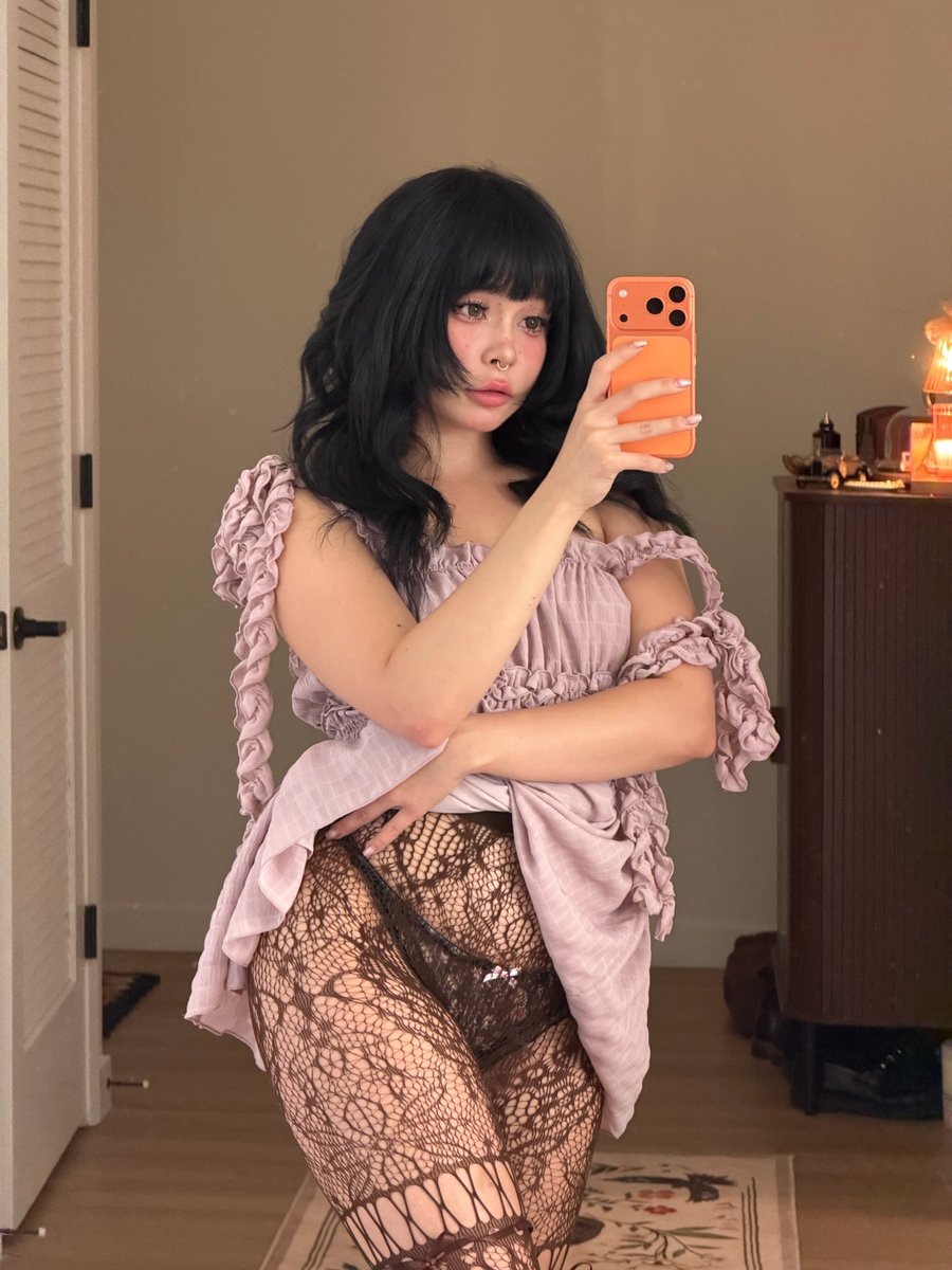 AmaiMaiOfficial's tweet photo. front or back? why not both? https://t.co/8f68Thy37H