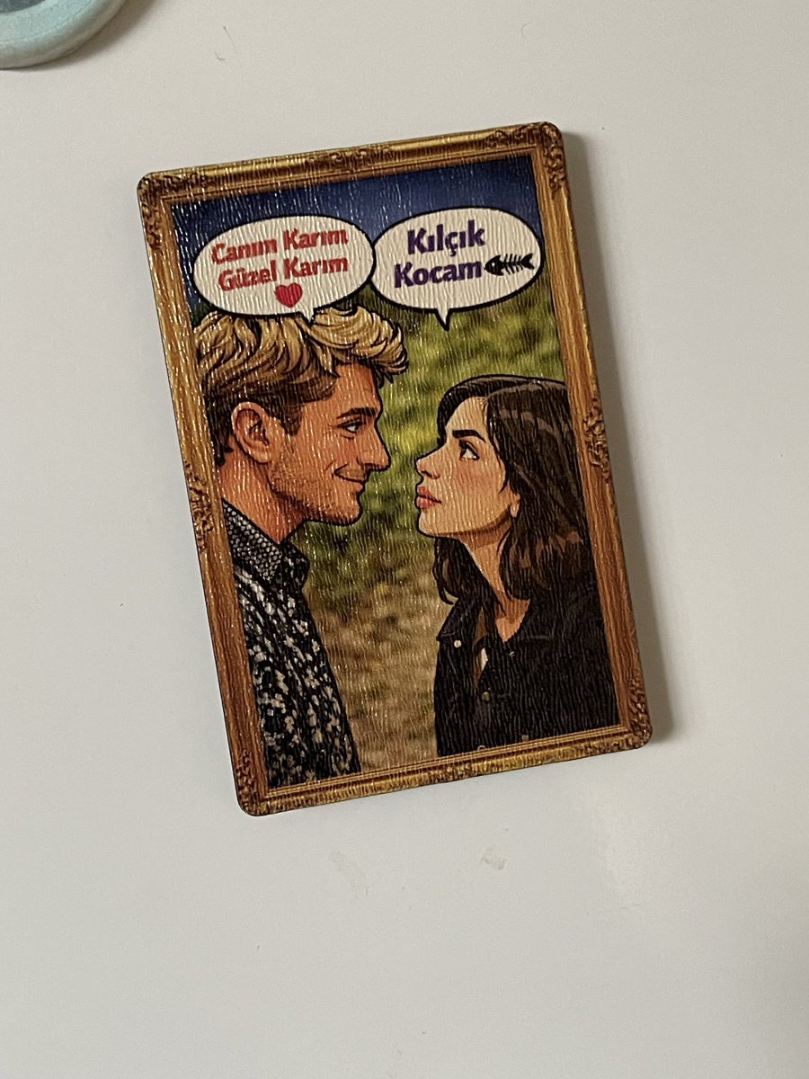 freniyro's tweet photo. Moved into a new dorm and look what I found on the fridge NOOOO😭😭 https://t.co/M9P1JAe887