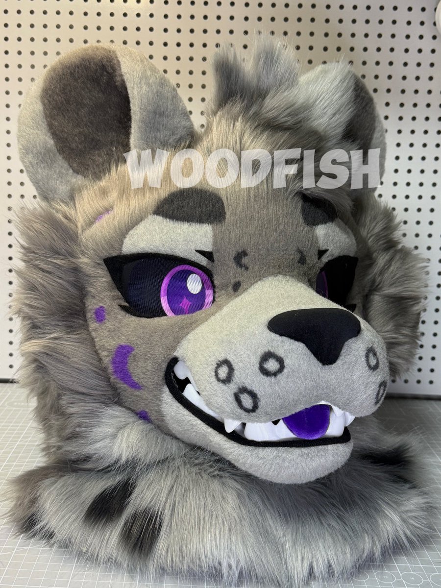 _WOODFISH's tweet photo. 喜欢这个发型💜🩶🖤🤩 https://t.co/poOzRCkx2B