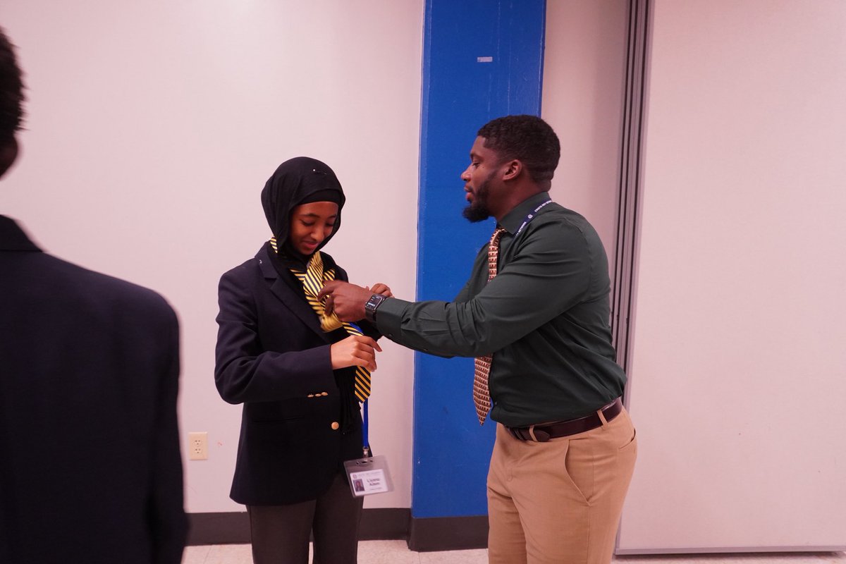CristoReyATL's tweet photo. Take a look! The freshman tie ceremony is a beautiful tradition we maintain at CRAJ. We are proud to encourage excellence in the next generation. #classof2030 #classof2029 #tieceremony #craj #jesuithighschool https://t.co/cYOr6rOWZF