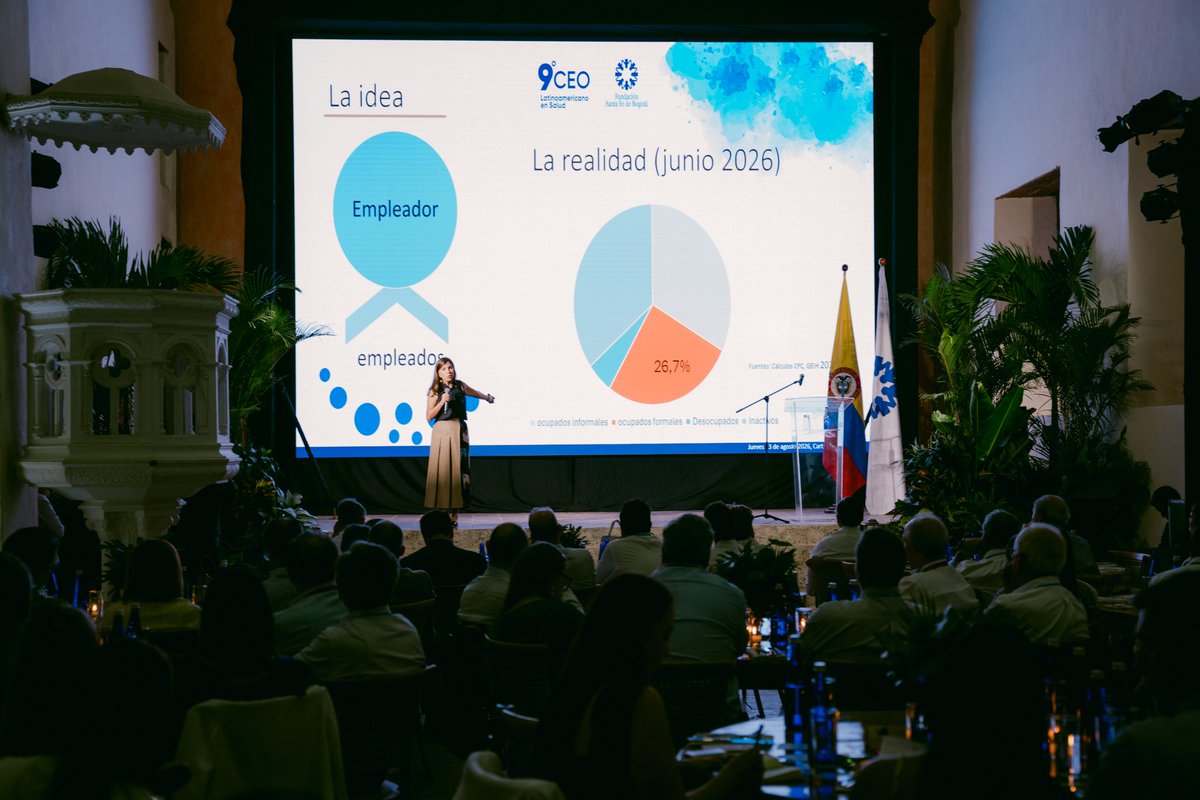 ColombiaCompite's tweet photo. @maiguashca , presidente del Consejo Privado de Competitividad, participó en el CEO Day Latinoamérica 2026 de @FSFB_Salud , un espacio para conversar sobre los desafíos que enfrenta hoy el sistema de salud y su relación con el crecimiento y bienestar del país.

En su intervención, puso sobre la mesa una idea clave: hablar de salud también es hablar de productividad. Porque cuando una persona no se siente protegida, se afecta su bienestar también se afecta su capacidad de trabajar, estudiar, cuidar y generar ingresos.
Pero además la productividad es también relevante para el sistema de salud. Una sociedad excluyente, de personas que no participan de la fuerza laboral, con mucha gente en la informalidad, trabajando solos o en microempresas muy pequeñas, es una sociedad difícil de cuidar. Este tipo de exclusión nos hace vulnerables, y hace más difícil que el sistema de salud logre ser más efectivo. 

Gracias a todos los asistentes por escuchar una perspectiva que no viene de la óptica del sector salud. Las conversaciones interdisciplinarias son fundamentales para que construyamos mejor, para que logremos proteger y crecer de la mano de un sector que sobre sale a nivel mundial.