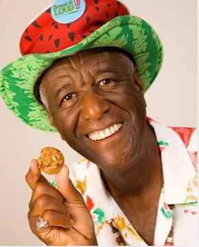 BmediaHQ's tweet photo. 2 years ago today, Wallace “Wally” Amos, Founder of Famous Amos Cookies, passed away aged 88. https://t.co/EZouc5QPq6
