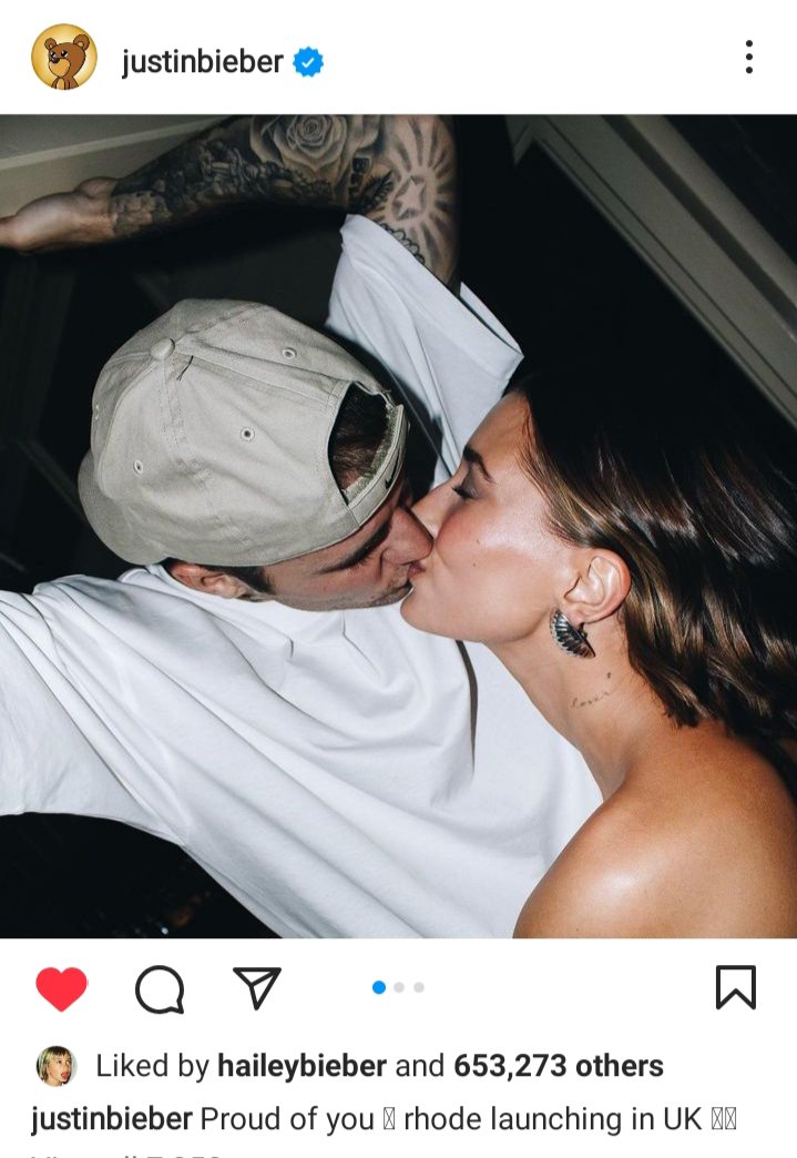 WinForBieber's tweet photo. He's always been so proud of her https://t.co/kY1xMhki6G