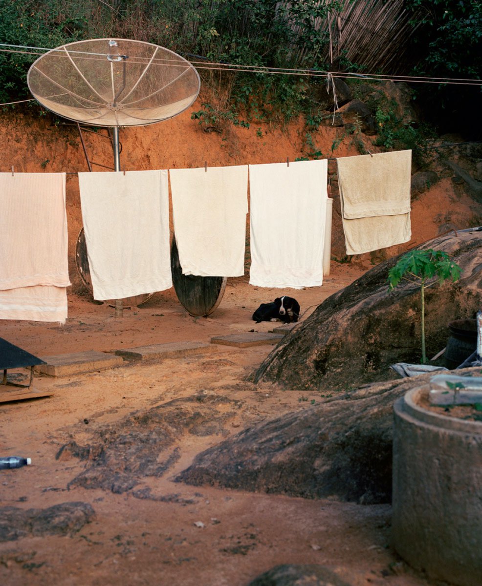 oxfordamerican's tweet photo. #EyesontheSouth | In Two Places at Once | June Canedo de Souza

In this feature from the archive, de Souza documents the impact on having dual citizenship in Brazil and the United States on a family.

🔗: https://t.co/qm73TyInBT https://t.co/TYqXfcQ7he