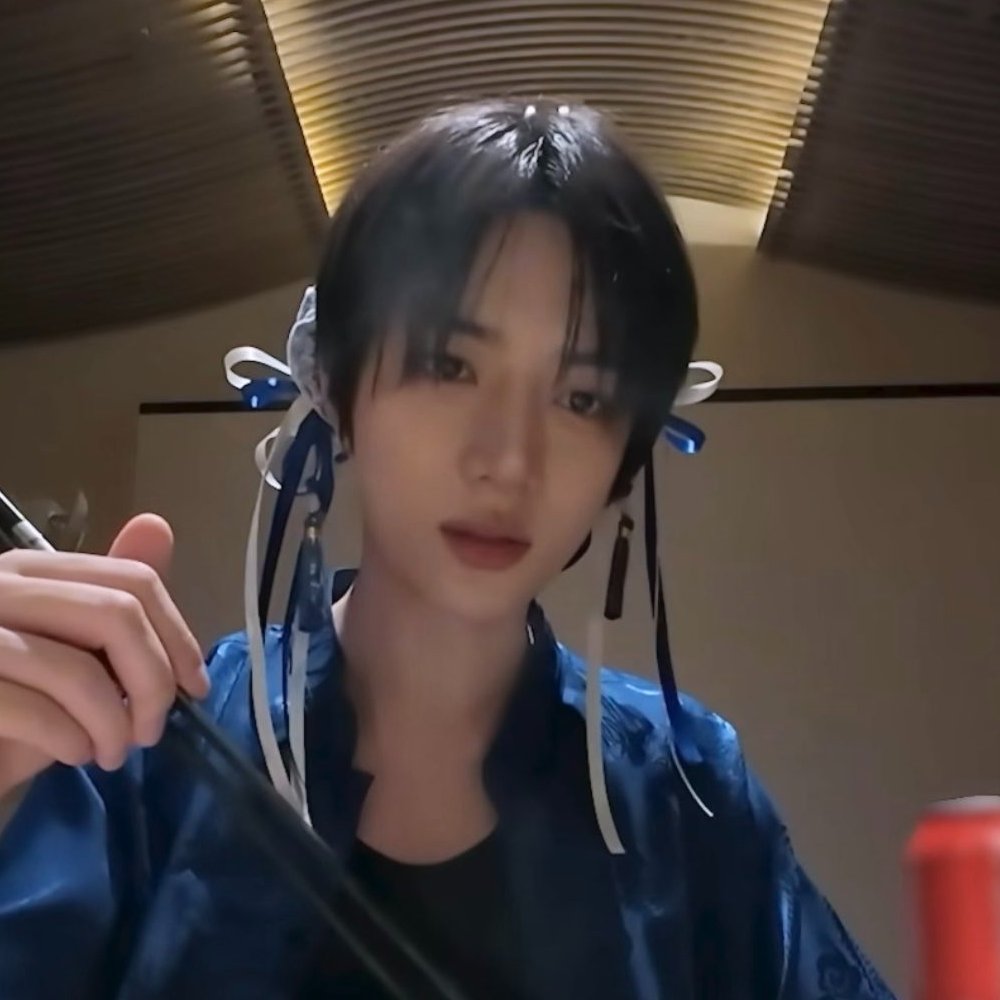 ghostingsoobin's tweet photo. when you're in a competition for the prettiest girl but beomgyu is your opponent https://t.co/raITt4u04B