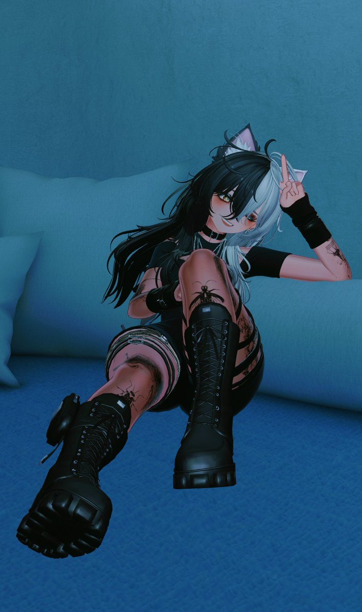 DevyNotHere's tweet photo. Cute but mildly unwell at 3AM #VRChat #VRChatPhotography #euphorika3D #booth #vrc https://t.co/2UP0Gh1z3n