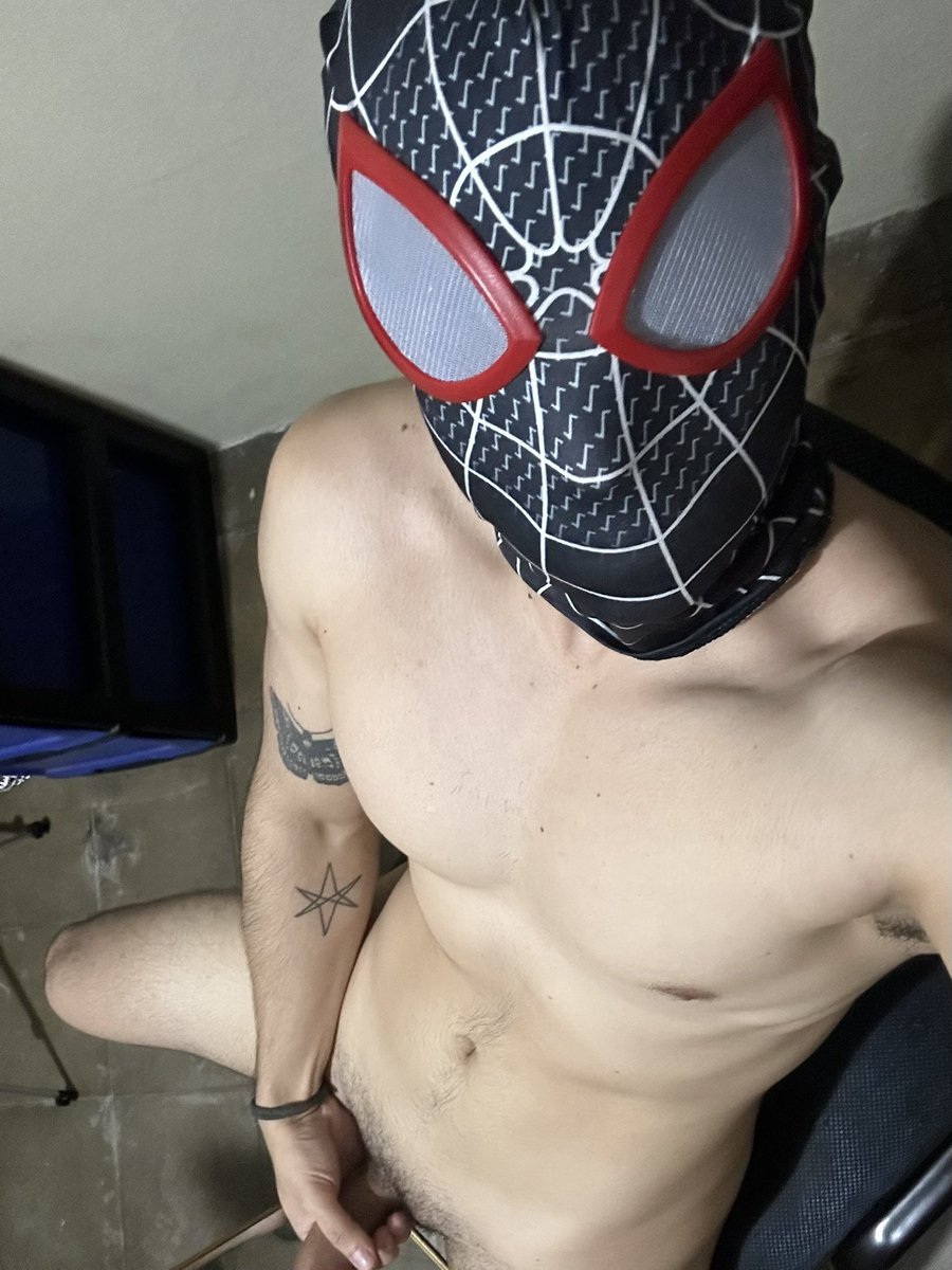 _danilovga's tweet photo. Tu spider favorito 
#onlyfans #men #spider #sex #sexy

https://t.co/Z3yCWZ4GOb https://t.co/SFPCqgzvG2