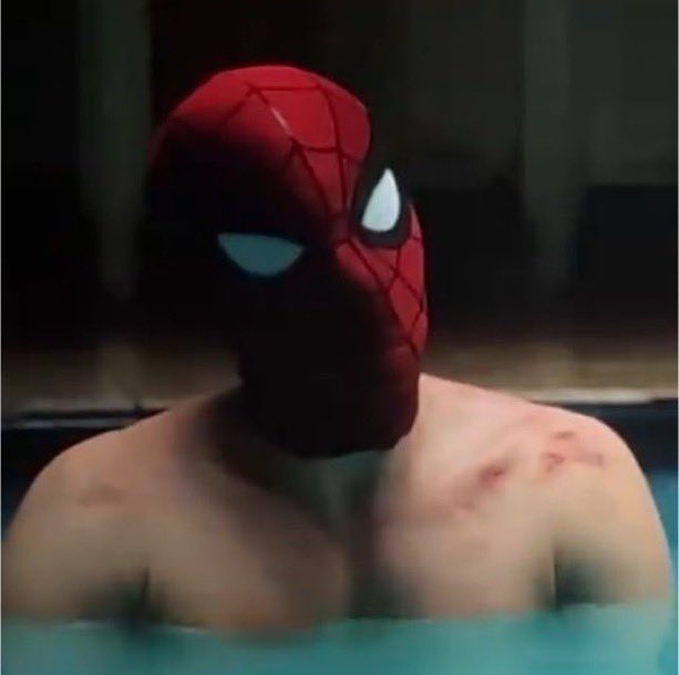 bigbrownson's tweet photo. Why does Peter Parker care so much about keeping Spider Man’s identity a secret when most Marvel heroes seem perfectly fine with people knowing who they are? https://t.co/IqluANdFz9