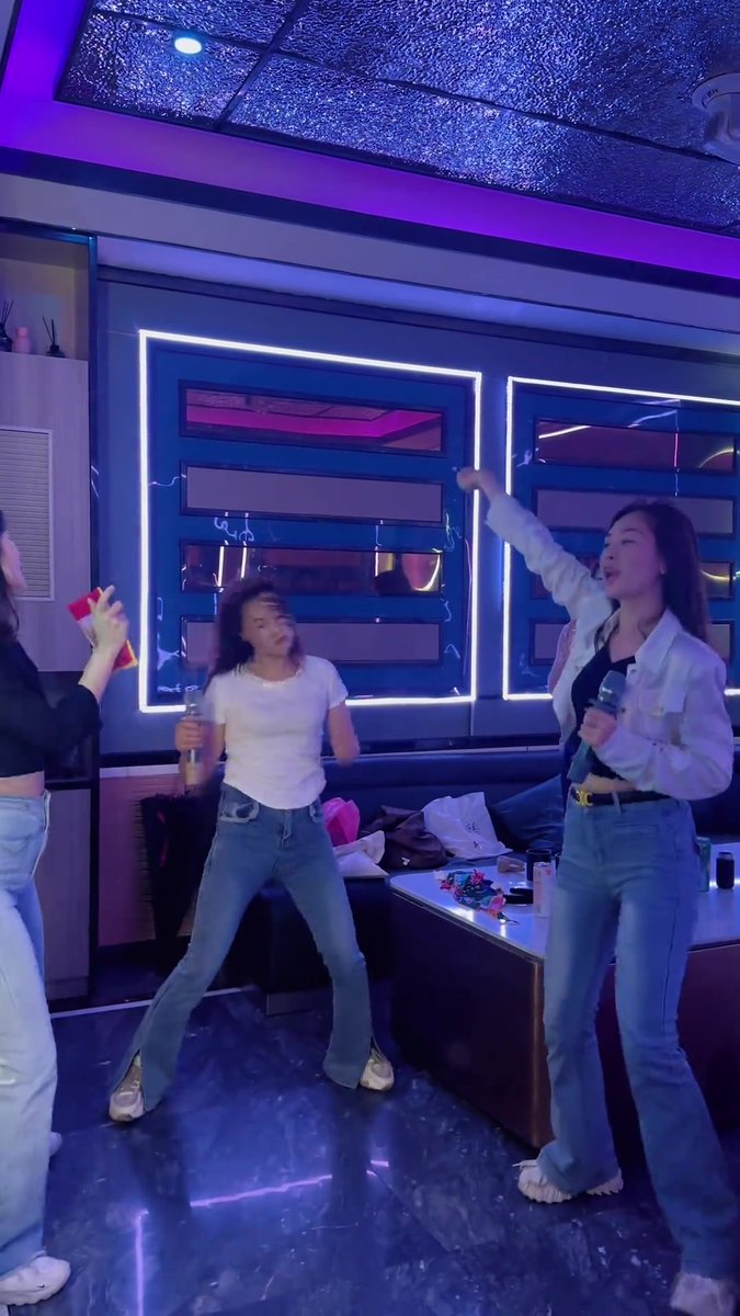 SergioScar0p's tweet photo. Sing your heart out at tonight’s KTV! Favorite hits, zero stress, and non-stop fun—grab your crew and make amazing memories here. https://t.co/6sh39b6l3t