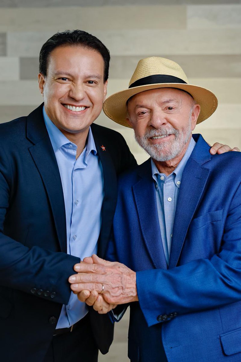 FelipeCCamarao's tweet photo. Neste dia 13, estive ao lado do presidente Lula para preparar a largada oficial das eleições. Conversamos sobre o Maranhão e gravamos vídeos com propostas para o nosso Estado, que vão ao ar em breve. Espera que vem muita coisa boa por aí! Venceremos! Com Lula lá e Camarão cá! https://t.co/YwOXpMvshD