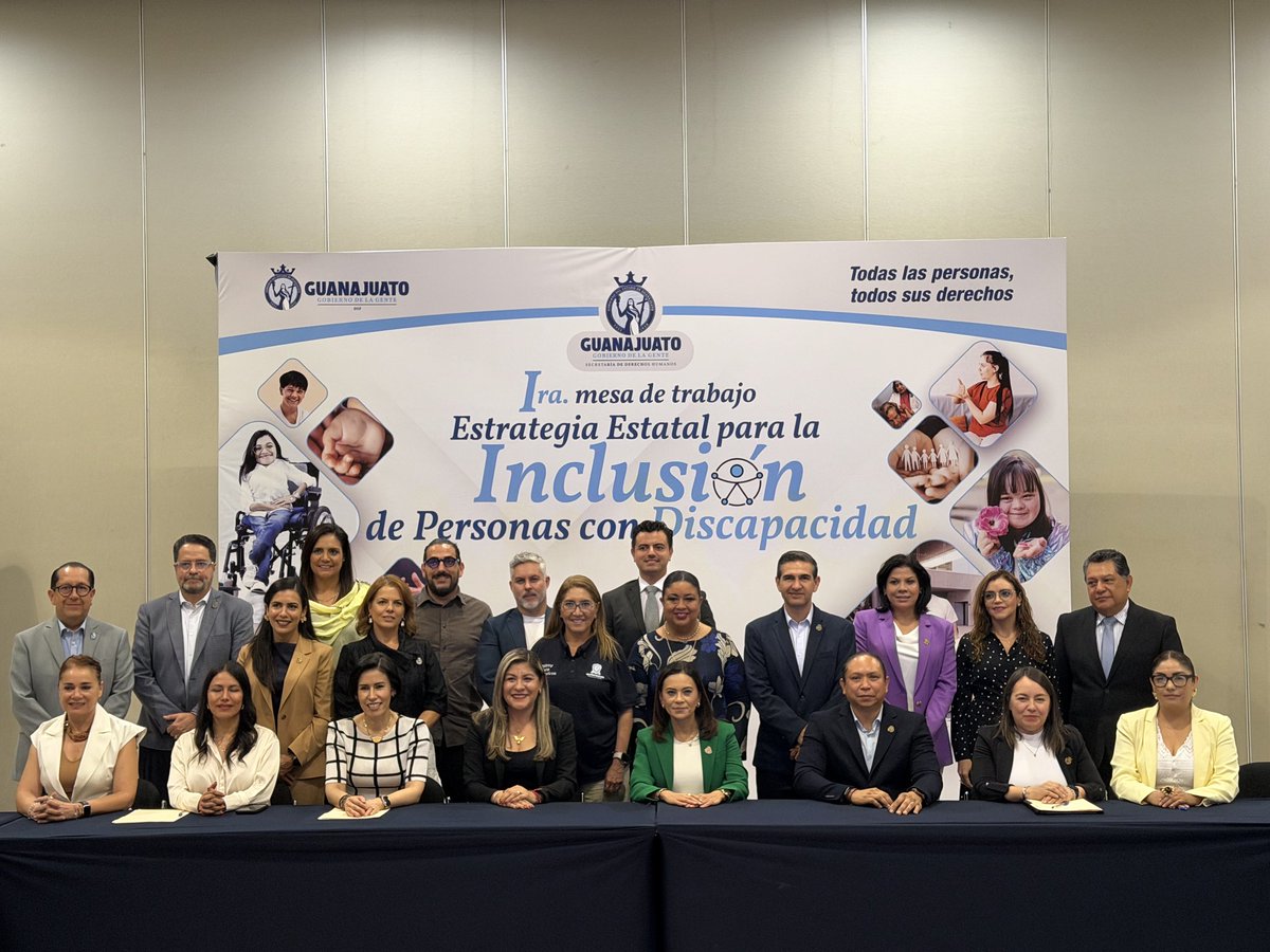 JudithJuarezGz's tweet photo. Hoy participamos en la presentación de la Estrategia Estatal para la Inclusión de las Personas con Discapacidad, encabezada por @derechosgente . ♿️🤝🏻 Desde el @issegente sumamos esfuerzos para impulsar acciones que construyan un Guanajuato más incluyente y accesible. https://t.co/Q1Hl7UztSz