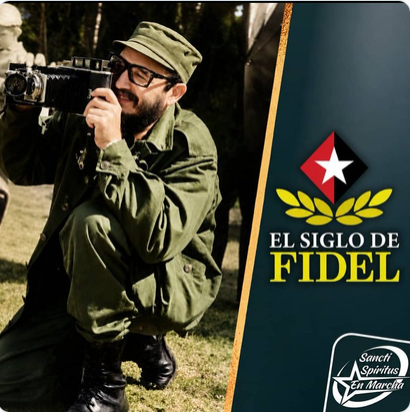 ErnestoSoyCuba's tweet photo. Desde #SanctiSpíritusEnMarcha celebrando el centenario de nuestro eterno líder.
#100AñosConFidel https://t.co/KZFaHt59t5