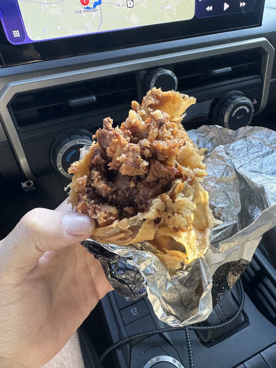 AskingAlan69's tweet photo. What did @ChickfilA give me this morning!? All I got was a breakfast gift card when I went back. No blessing. 🫠🫠 https://t.co/y8Vb9oK8k6