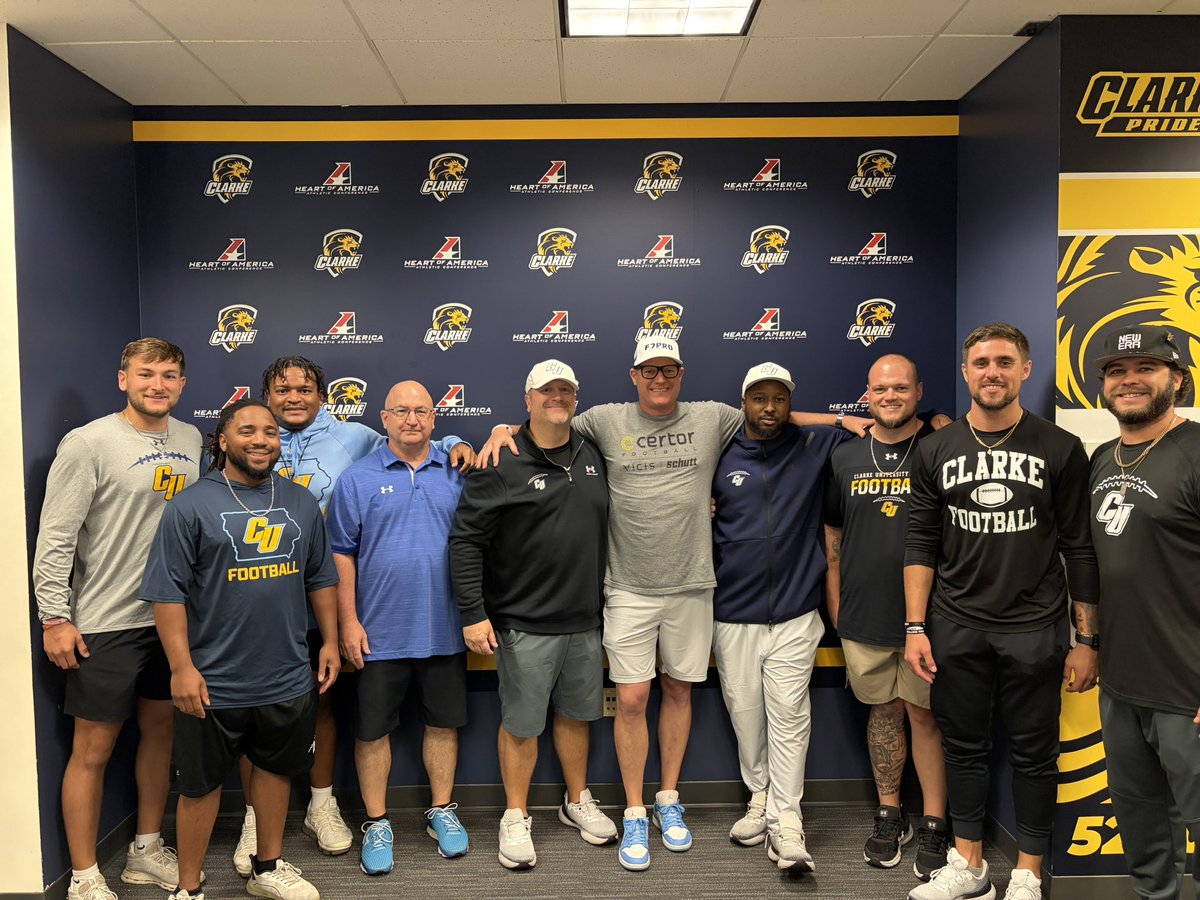 F7_Zero2_Guy's tweet photo. 🔵🟡 An amazing day spent fitting the players of @ClarkePrideFB Thank you @CoachZuck and the rest of the Pride Administration for trusting @vicispro @schuttsports @CertorSports @BSNSPORTS Lots of exciting days coming to this program. Good luck this season‼️ https://t.co/2roxQttV6t