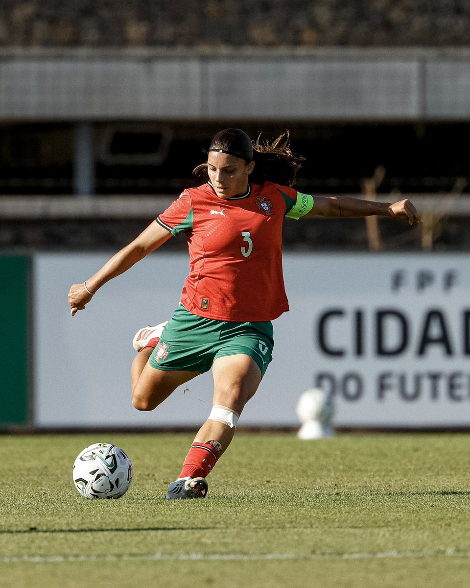 FutFemSCP's tweet photo. Érica Cancelinha, Maísa Correia e Carolina Santiago foram titulares pelas Sub-20 de Portugal 🇵🇹 na derrota por 0-2 diante da 🏴󠁧󠁢󠁥󠁮󠁧󠁿 em mais um jogo de preparação 📋 https://t.co/dp7UUprHIK