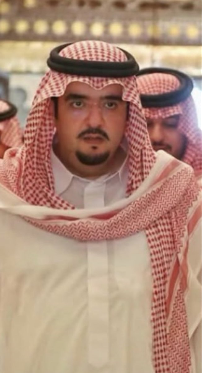 ben_aftan's tweet photo. #عبدالعزيز_بن_فهد
من كثر ماتخفي يمينه عن يساره
لاجتك منه الحواله ماتجي باأسمه https://t.co/bVsFSPYsS4