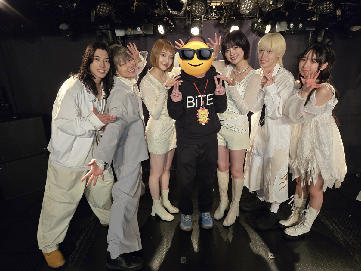 airkou's tweet photo. #BiTEASHOCK #バイショ
今日は8/14バイショの日!!
6人にとって最高の1年になりますように!
それぞれの道での活躍楽しみにしてます!😆 https://t.co/w76DhsK3Dy
