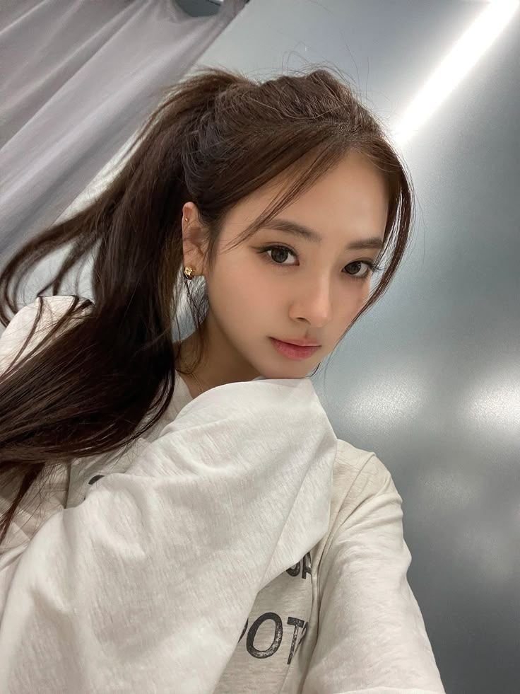 koreeezw's tweet photo. hiyaaa~ https://t.co/R7kEZiJwmC