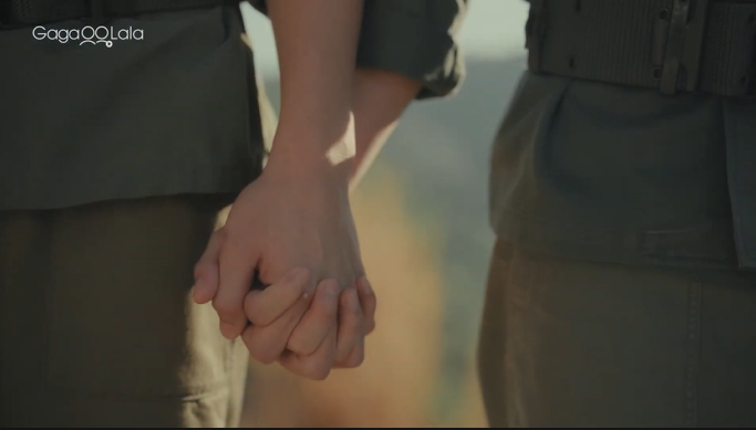 SouFranCastro's tweet photo. Obrigado @atipxk e @basvpr_ por nos contar uma história de amor tão linda, foi maravilhoso acompanhar #WhenLightFades, espero que tenha uma segunda temporada... Foi sentir saudade dos camaradas #Saeng/ #Ravin e #Yue/#Sin... 
😭😭😭😭😭😭😭😍🥰😍🥰😍🥰 https://t.co/VelWO28K7i