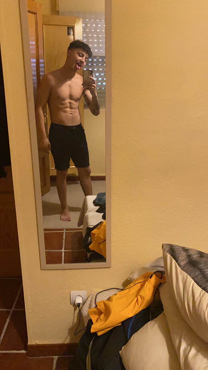 AlphaJordan113's tweet photo. Hoy la putita se ha portado bien! 

Quieres que te humille a ti también?

#findom #paypig #CashMaster https://t.co/HYIhJ6xmSH