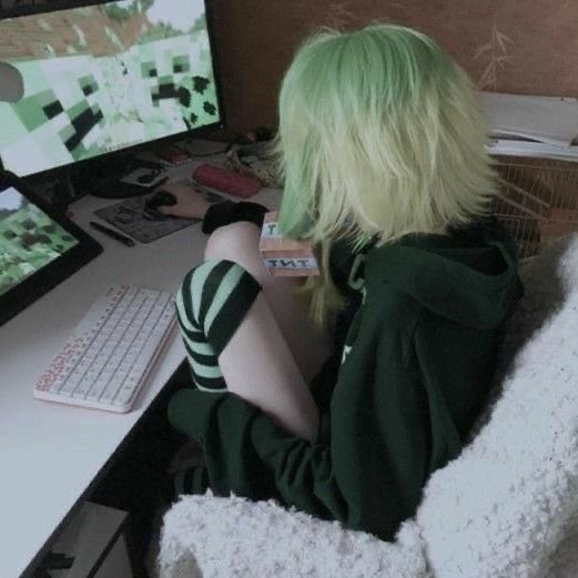 0verlapping_'s tweet photo. ʚɞ˚⸝⸝ ★ ⸝⸝˚ʚɞ
> 100
  >more hairdye https://t.co/WUY7z3C6yq