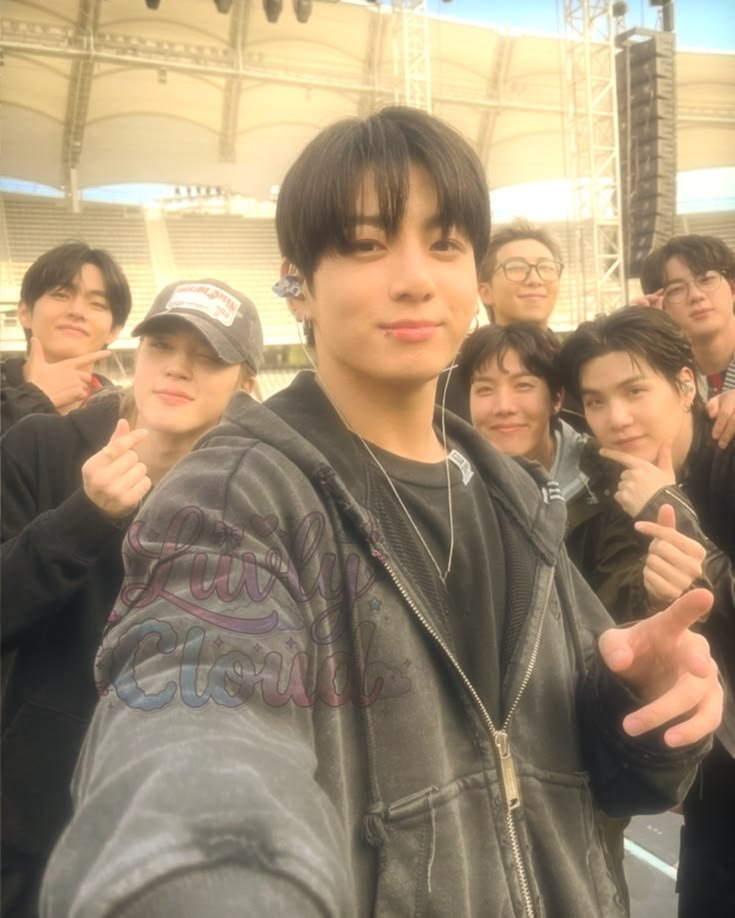 thv_moon05's tweet photo. ‼️ SIEMPRE OT 7 ‼️
NO QUE OT 5, OT 6
AQUÍ NO QUIERO "ARMYS" QUE SON REALMENTE  ANTIS
#ARMYforBTS 

#WELOVEYOUBTS 
#WELOVEYOUKIMNAMJOON 
#WELOVEYOUKIMSEOKJIN 
#WELOVEYOUMINYOONGI 
#WELOVEYOUJUNGHOSEOK 
#WELOVEYOUPARKJIMIN 
#WELOVEYOUKIMTAEHYUNG 
#WELOVEYOUJEONJUNGKOOK https://t.co/JkQOF7zcR4