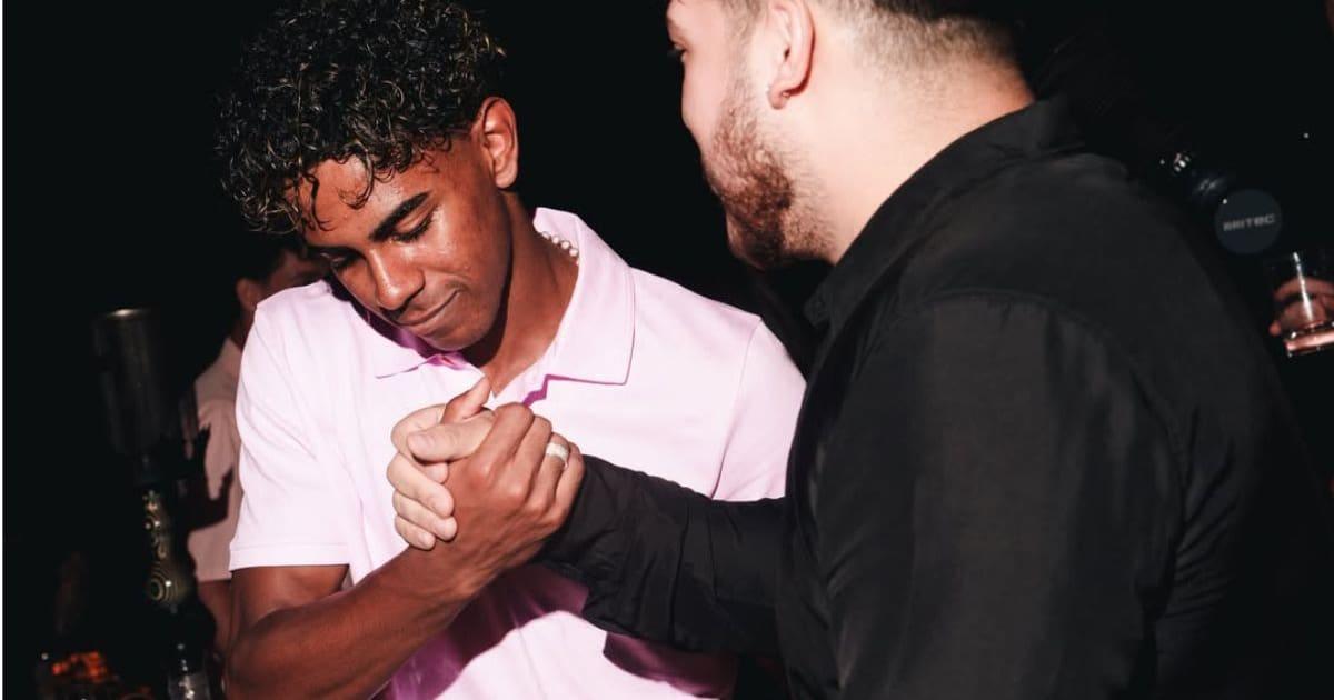 elimparcialcom's tweet photo. Grupo Frontera se presentó en el cumpleaños 19 de Lamine Yamal, jugador del Barcelona, en una fiesta privada https://t.co/DIwL1cnzSe https://t.co/SKtGGUlbOW