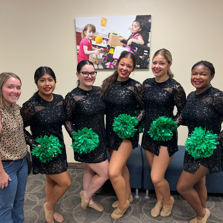 KeystoneAEA's tweet photo. This morning we were treated to a special greeting from the Clayton Ridge Drill Team! 💥👏🤗 https://t.co/Xv9dRArJAO