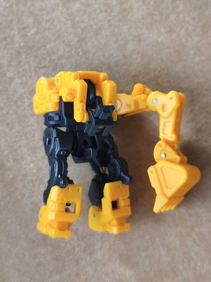 clash2929's tweet photo. 小型パワードアーマー（パワードスーツ）
需要があるようでした一緒に輸入します。
如何でしょうか？？？
#ダイアクロン https://t.co/Y0orEDmiKo