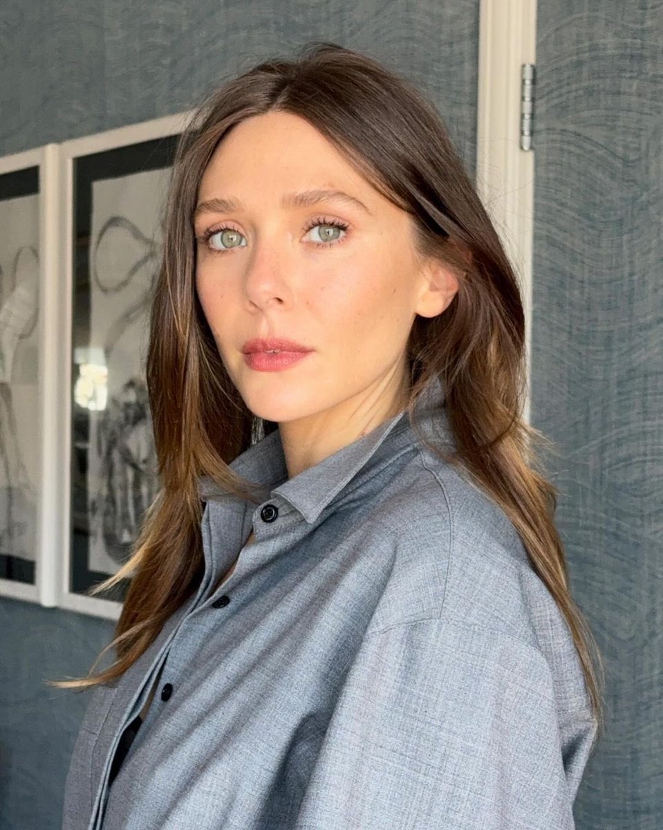 JonnyLeTran5's tweet photo. Blessing your timeline with Elizabeth Olsen 😍 #ElizabethOlsen #WandaVision #MultiverseofMadness #LoveAndDeath #WindRiver #MarthaMarcyMayMarlene #Godzilla2014 #SorryForYourLostSeries #IngridGoesWest #SilentHouse #HisThreeDaughters #Oldboy #TheAssessment #beautiful https://t.co/mVEpML7ZgY