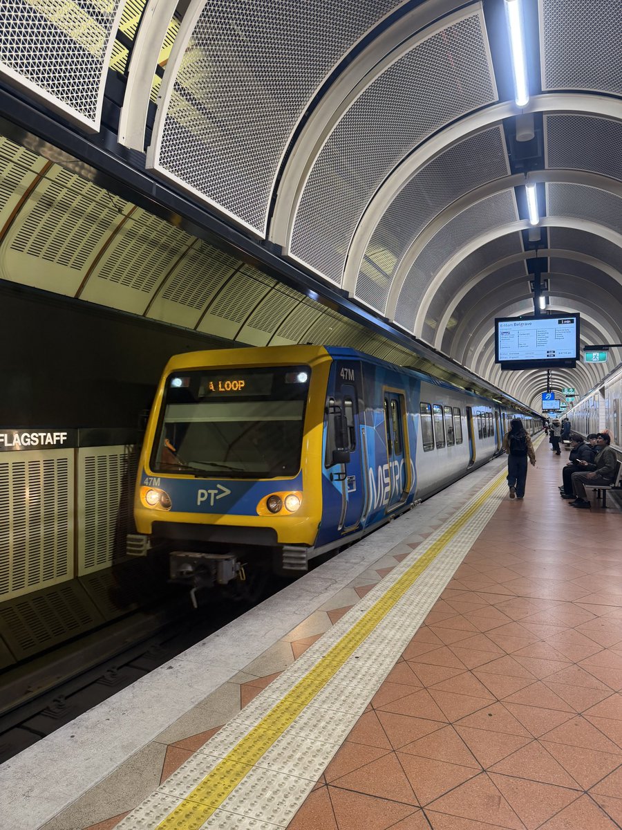 expressmiyoshi's tweet photo. Metro Trains Melbourne 
Belgrave line
To Belgrave
Flagstaff⇨Belgrave 47M
#noritetsu https://t.co/Xk8moa4v53