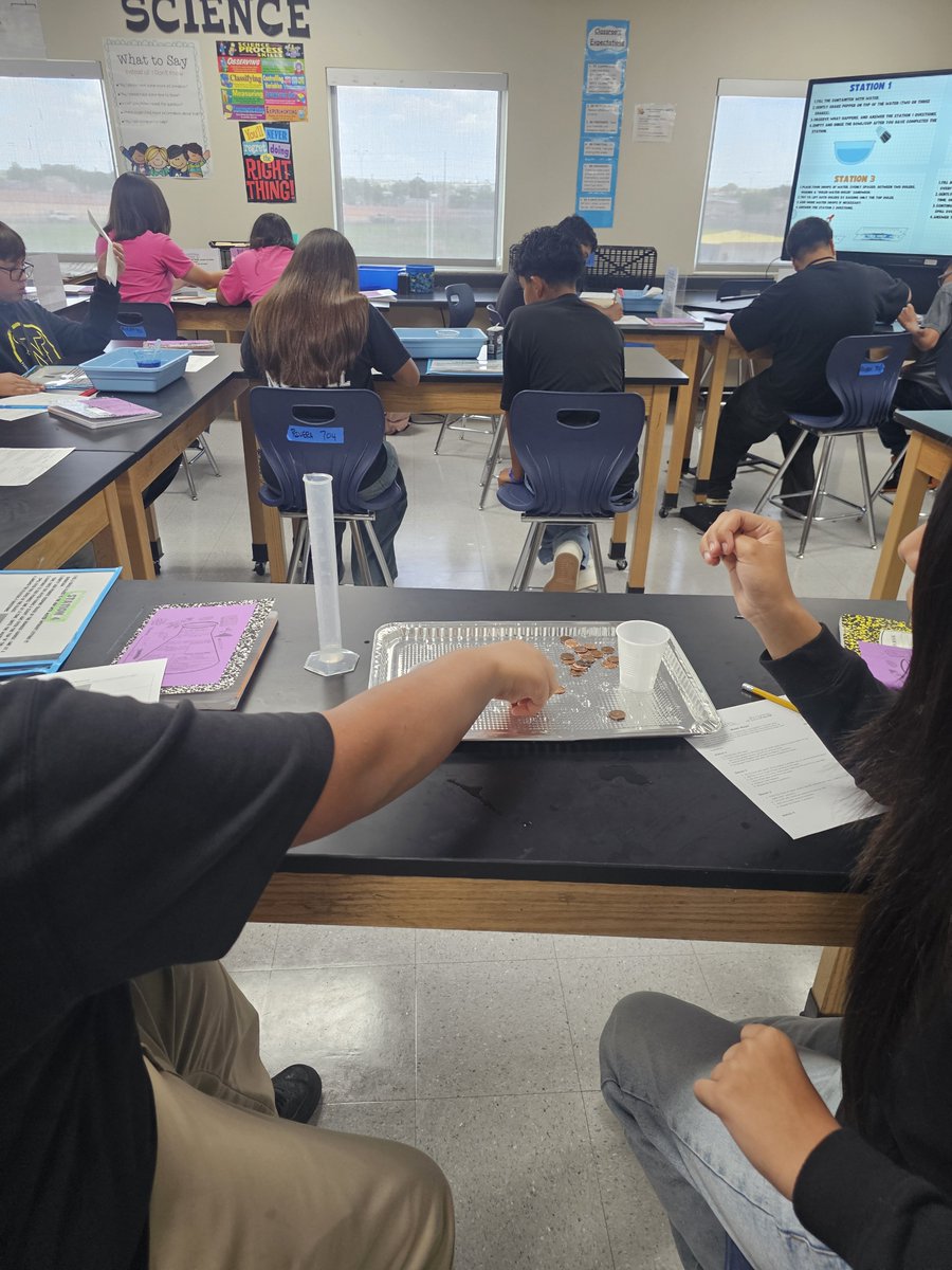 rm_cere's tweet photo. Our 8th grade scientists @TheParkMS explored water through hands-on phenomena using various stations, observing, questioning, collecting evidence & developing scientific claims 💧🔬#ScienceInAction #ChargeBeyondGlory @mmaldonado112 @RomeroCesar55 @jortiz_P_ #THEDistrict https://t.co/Ms0SVbz5tT