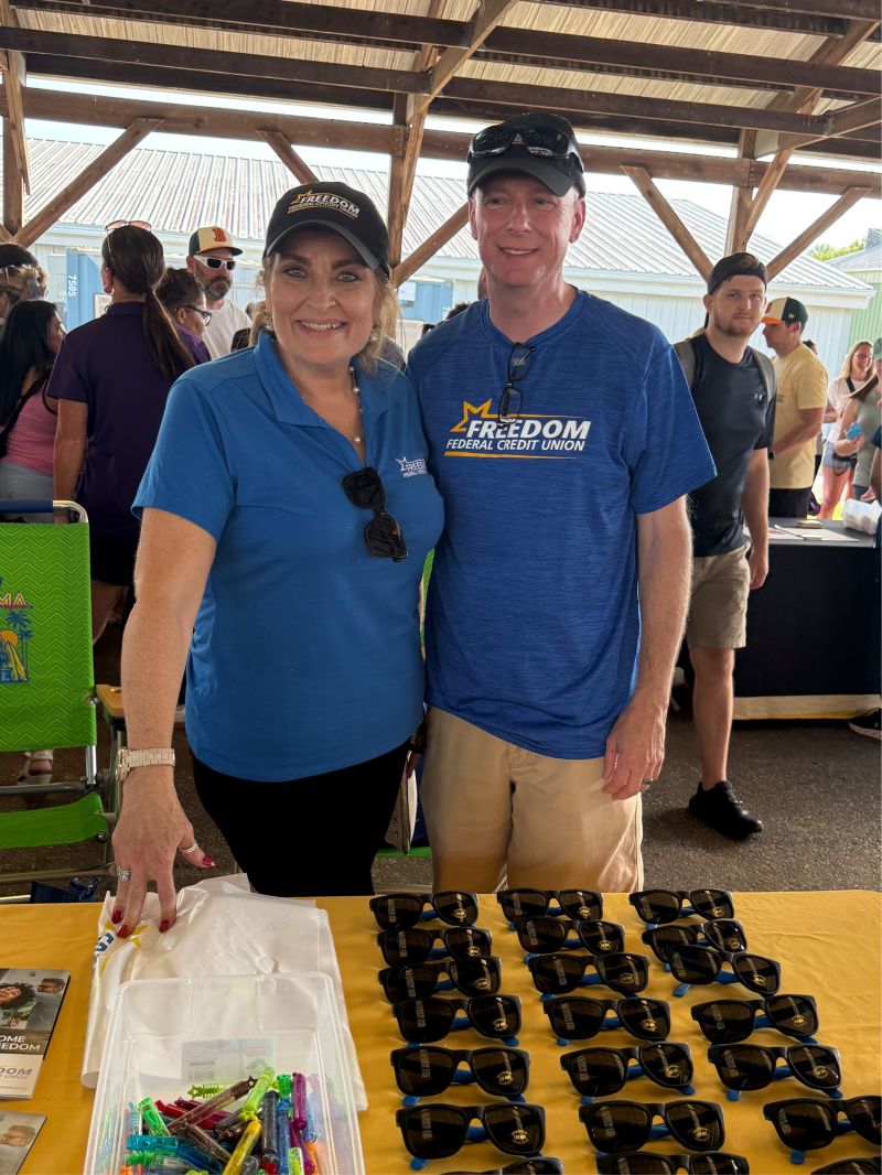 FreedomFedCU's tweet photo. Last week, Freedom joined National Night Out celebrations in Harford County and Baltimore County! We were excited to spend the evening connecting with our neighbors and those who serve our communities.

#NationalNightOut https://t.co/dfyAxLQGiW