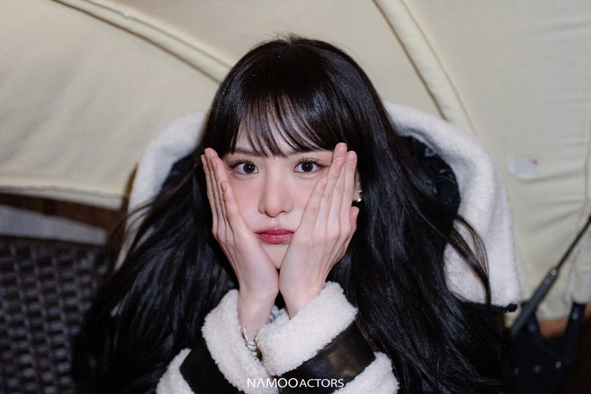 NAMOOACTORS2004's tweet photo. [#나무콘텐츠] [이열음] 좋아하는 사람 접어🖐🏻
블로그▶️ https://t.co/14TDUZTEuq

#이열음 #그대에게드림 #LEEYULEUM #Dreamtoyou #NAMOOCONTENTS https://t.co/kJKLRvxt7F