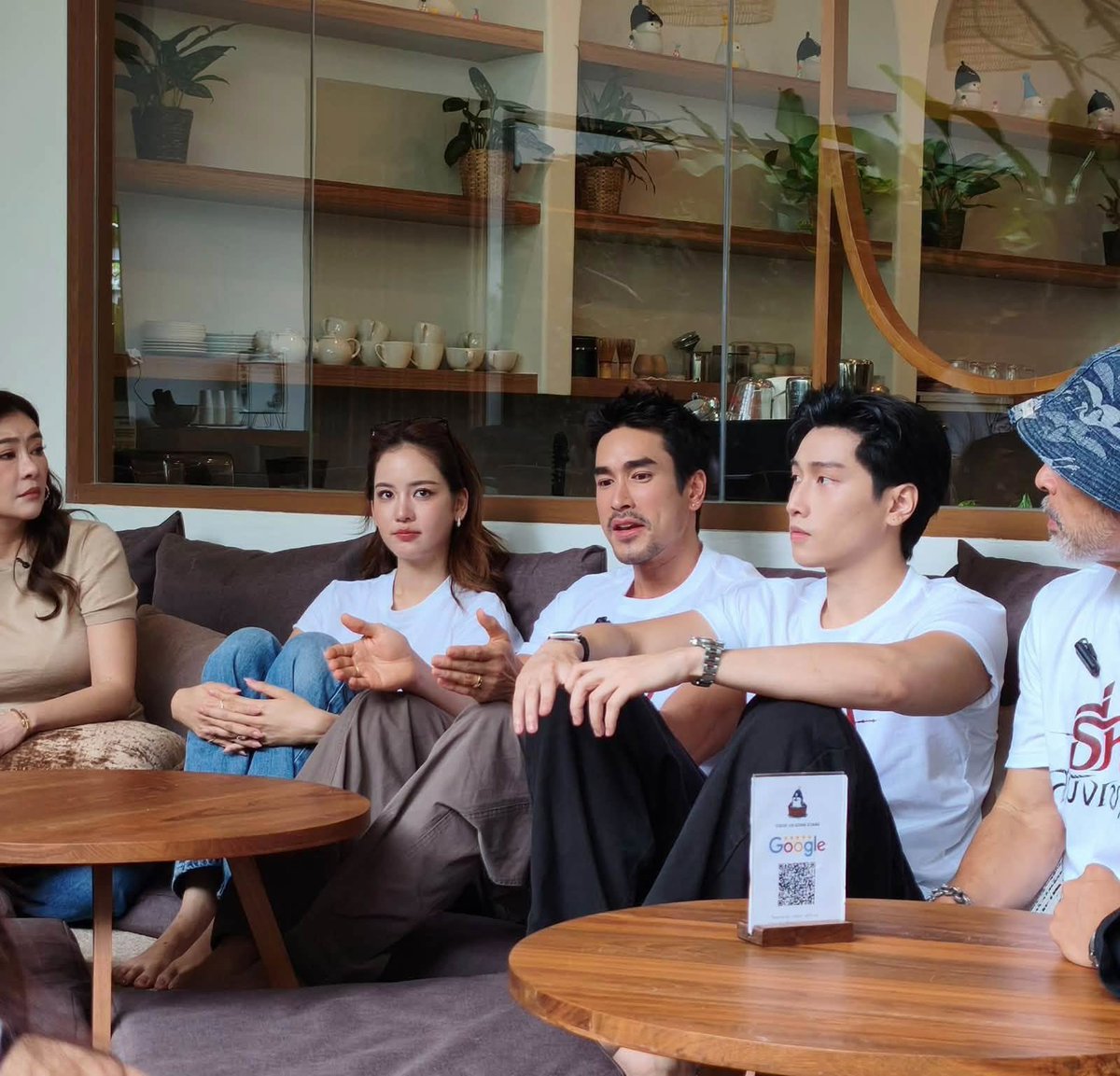 biblejrr6fff's tweet photo. ถ่ายโปรโมทหนังครับ นั่งกลางกับพี่ณเดชเลยครับ ขอคนเข้าใจครับ😭

#สมิงเขาขวาง #ธี่หยดสมิงเขาขวาง
#BibleWichapas https://t.co/EdiMb9b0jd