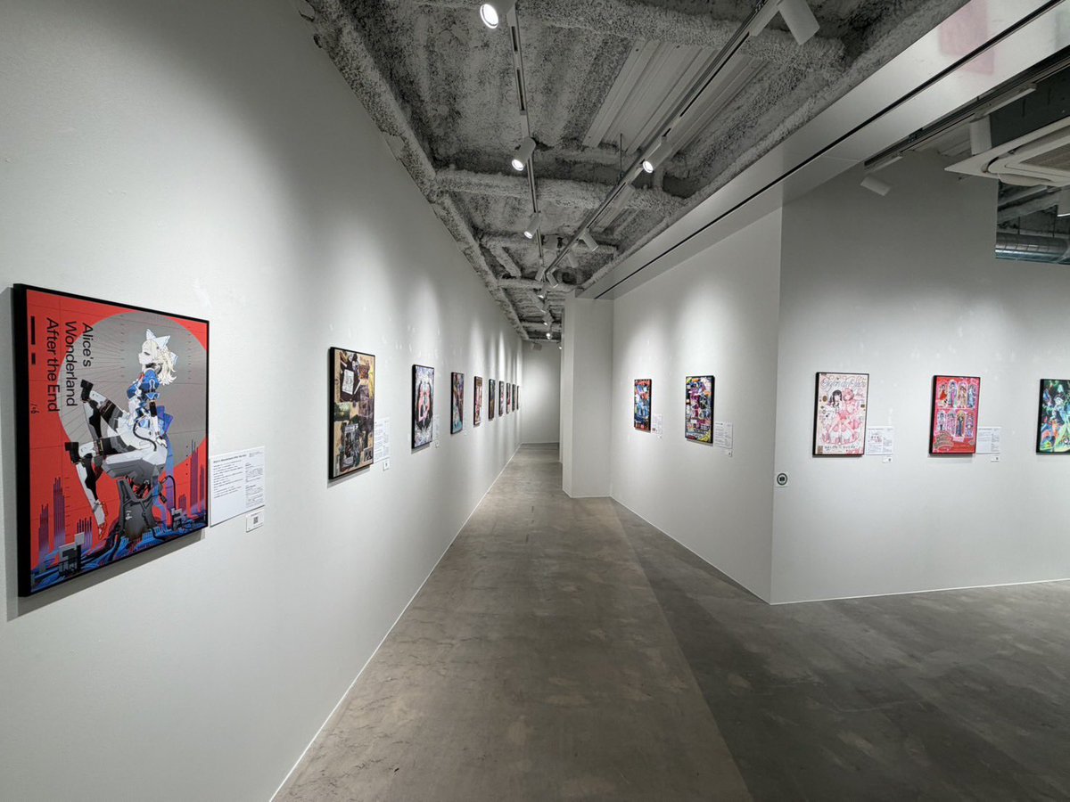 tolala_staff's tweet photo. Summer Break! ILLUSTRATORS 2026 -HARAJUKU- 

＼✨本日初日✨／ 

「ILLUSTRATORS EXPO / ILLUST.POSTER EXPO2025」「イラストレーターの仕事展2026」の出展作品に加え、新規描き下ろしの初公開イラストを展示✍

イラストレーター✖️デザイナー
最新技術の特殊印刷POSTER作品が一同に観られます✨

会場ではグッズ販売も!!
ぜひ会場でお気に入りの作品を見つけてください✨

■会期
8月14日(金)〜8月30日(日)
11:00〜19:00
※最終入場は閉場30分前まで

■休館日
8月18日(火)、8月25日(火)

■会場
Creative Space Akademeia 21 Harajuku
東京都渋谷区神宮前5丁目27番7号

■入場料 1,000円(当日券のみ)
※学生無料
※学生証をご提示ください

#SummerBreakイラスト展