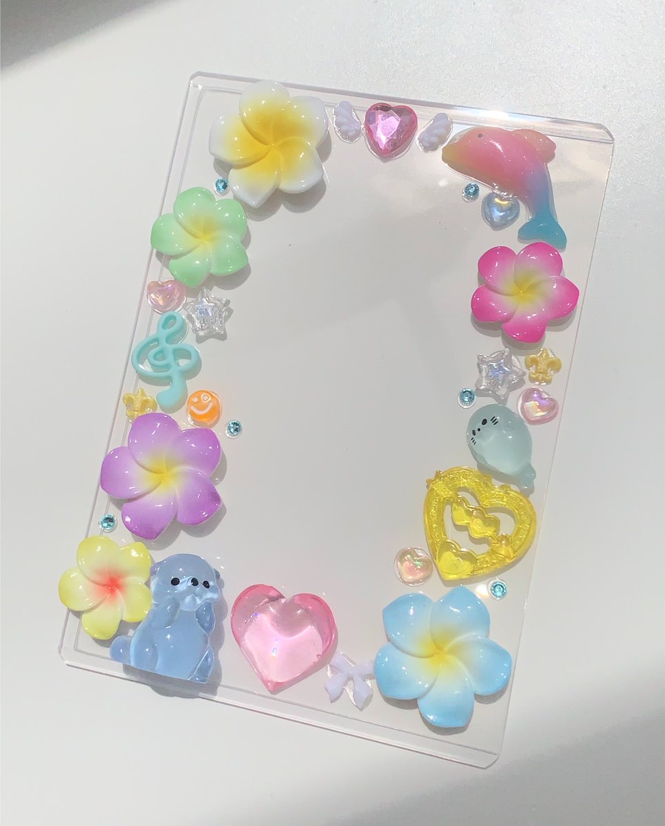 fmdeco_x's tweet photo. きゅるきゅる➰なラッコちゃんといっしょに🦦🌺★彡 https://t.co/QLmqsE94a7